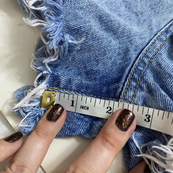 Aritizia Denim Forum - The Ex Boyfriend Short