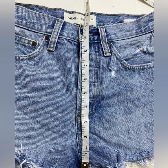 Aritizia Denim Forum - The Ex Boyfriend Short