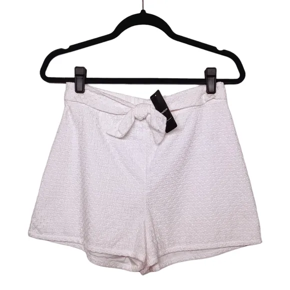 BEBE Ivory White Tie Back Soft Diamond Geometric Print Lined Shorts 6 NWT