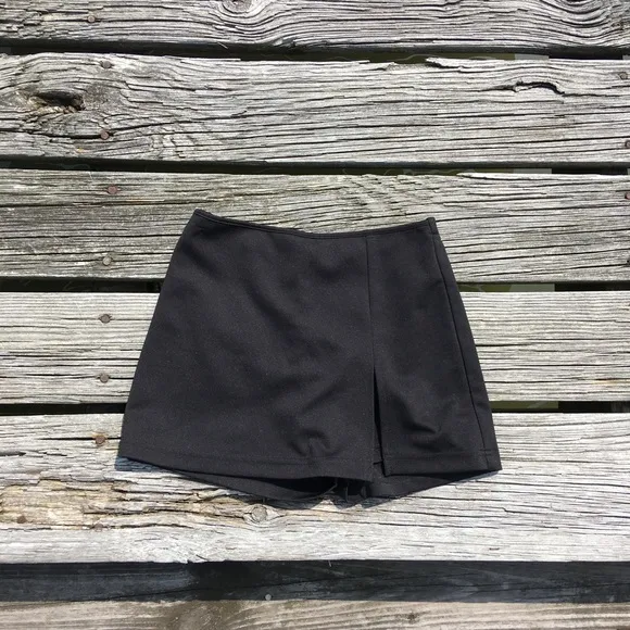 Black skort skirt shorts L large