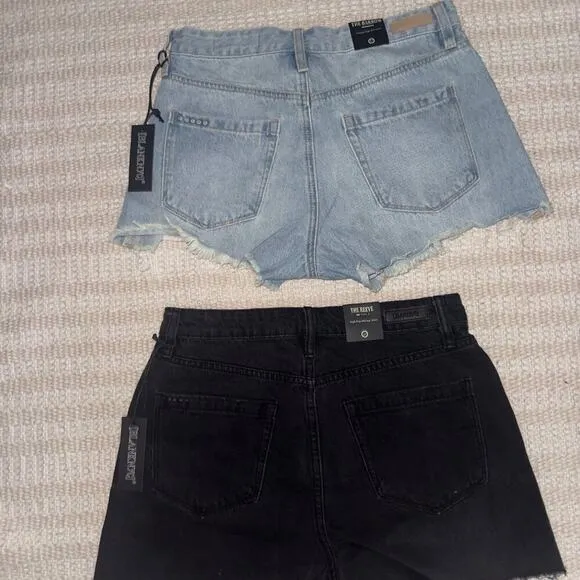 Blank NYC Bundle of Two NWT Size 27 Shorts (Blue Jean and Black)
