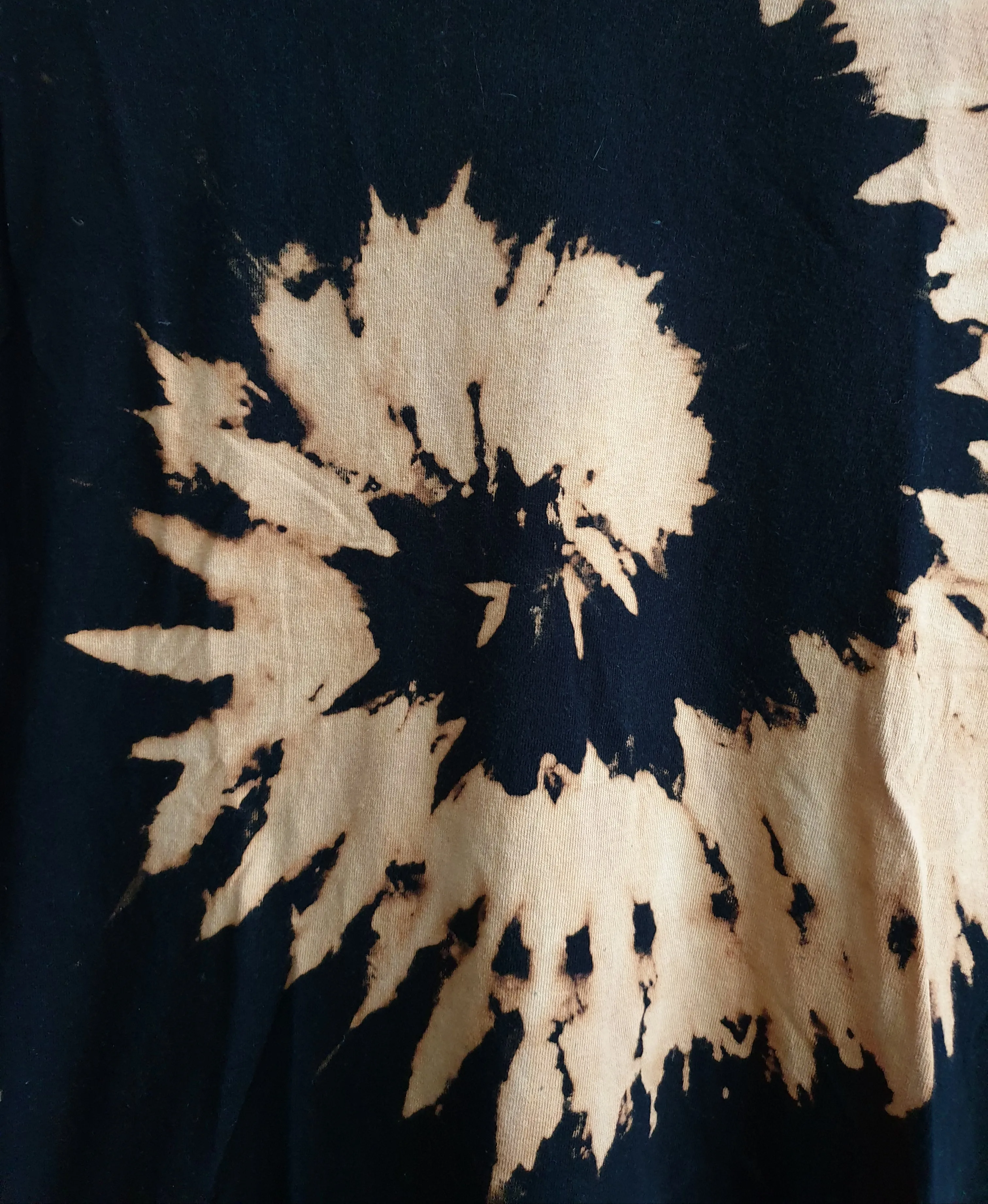 Build Your Hand Designed Fitted Bleach Tie-Dye Camisole Top