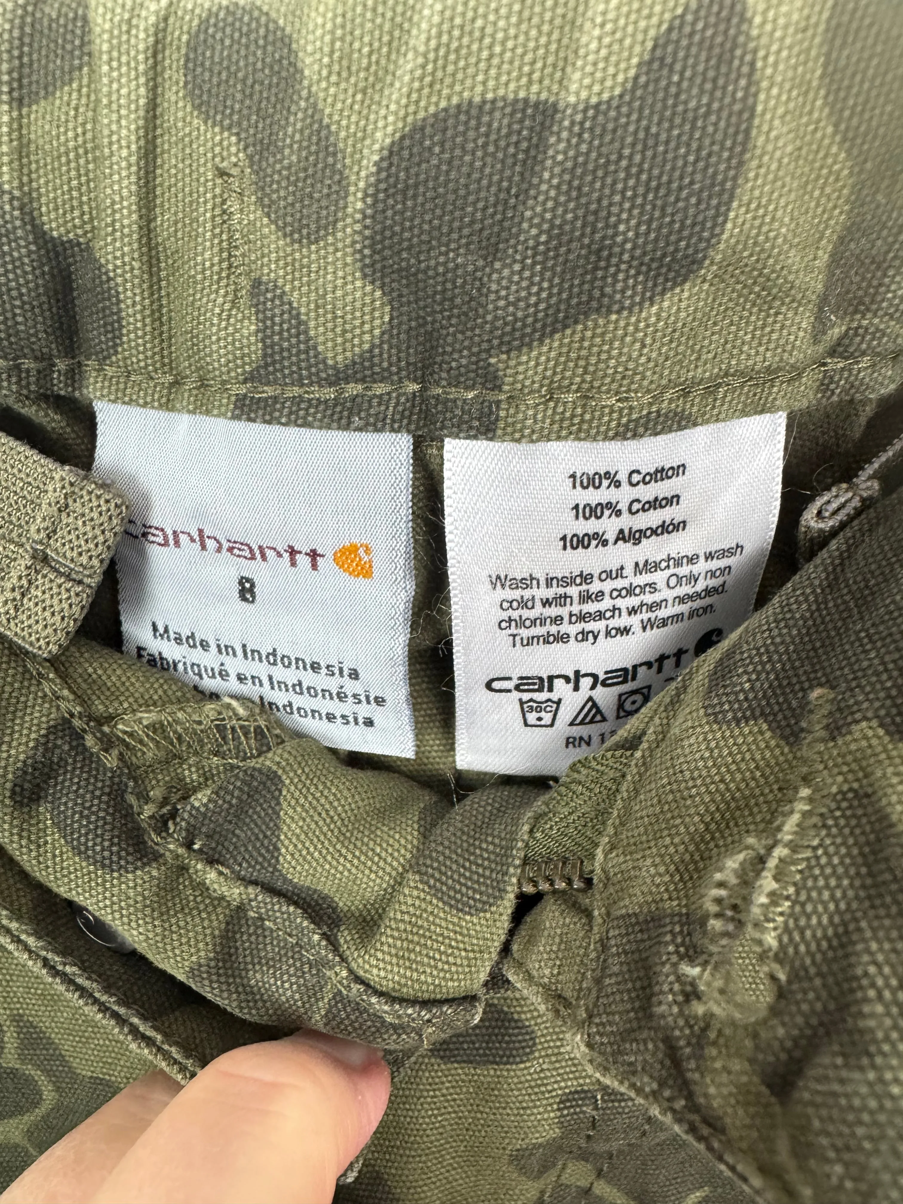 Carhartt Camo Shorts 8y
