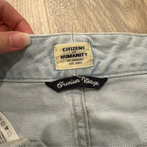 Citizens of Humanity vintage denim style Yvette high waisted Belted Shorts