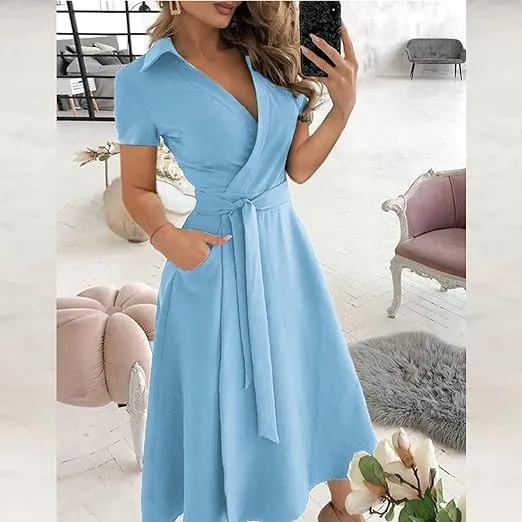 Cora - Fashionable dress with long sleeves.
