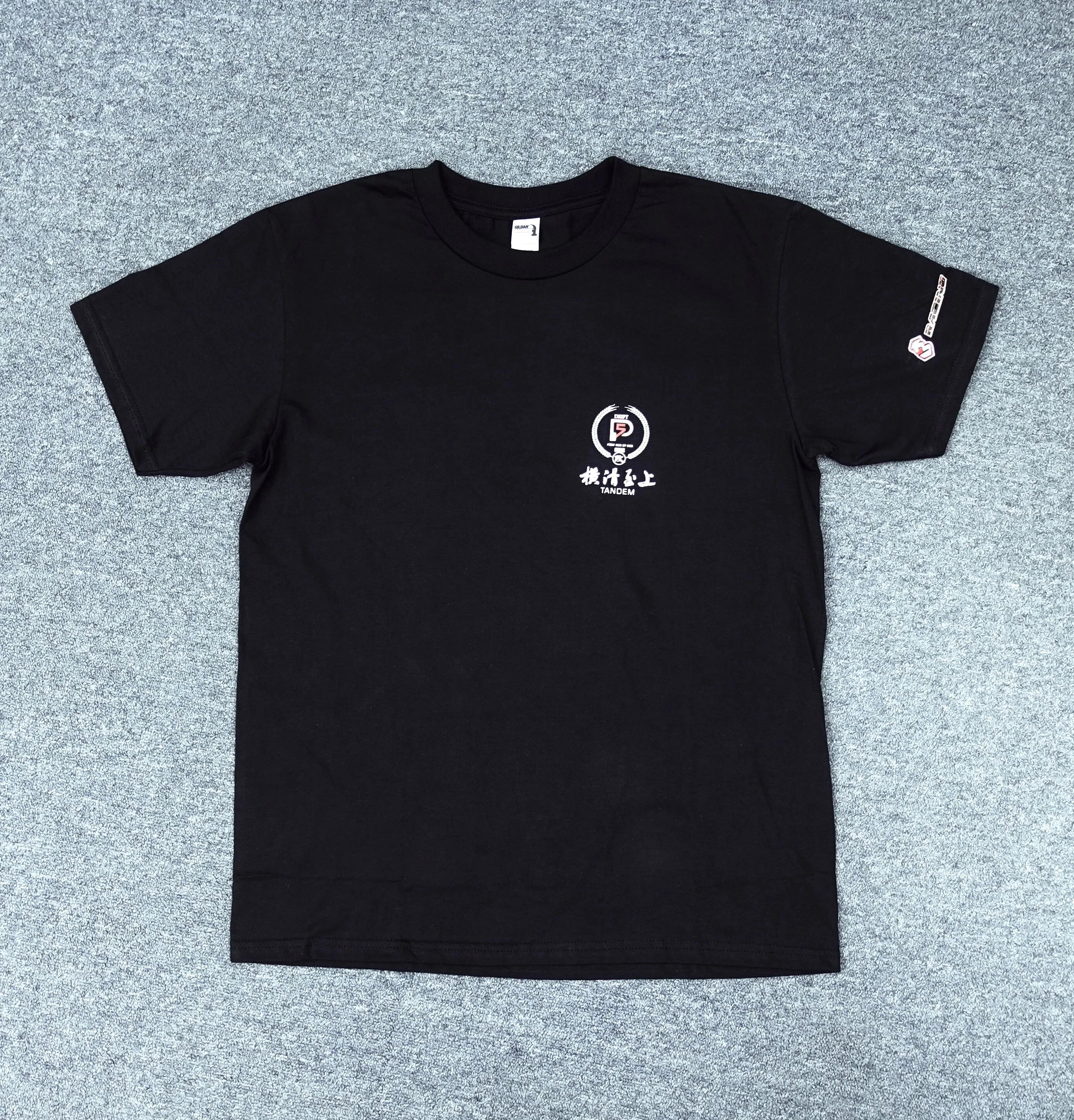 D5 橫滑至上 Tee (Limited Edition)