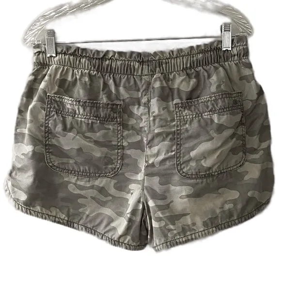 Drawstring Waist Camo Shorts Khaki Olive Camouflage American Eagle Size Medium