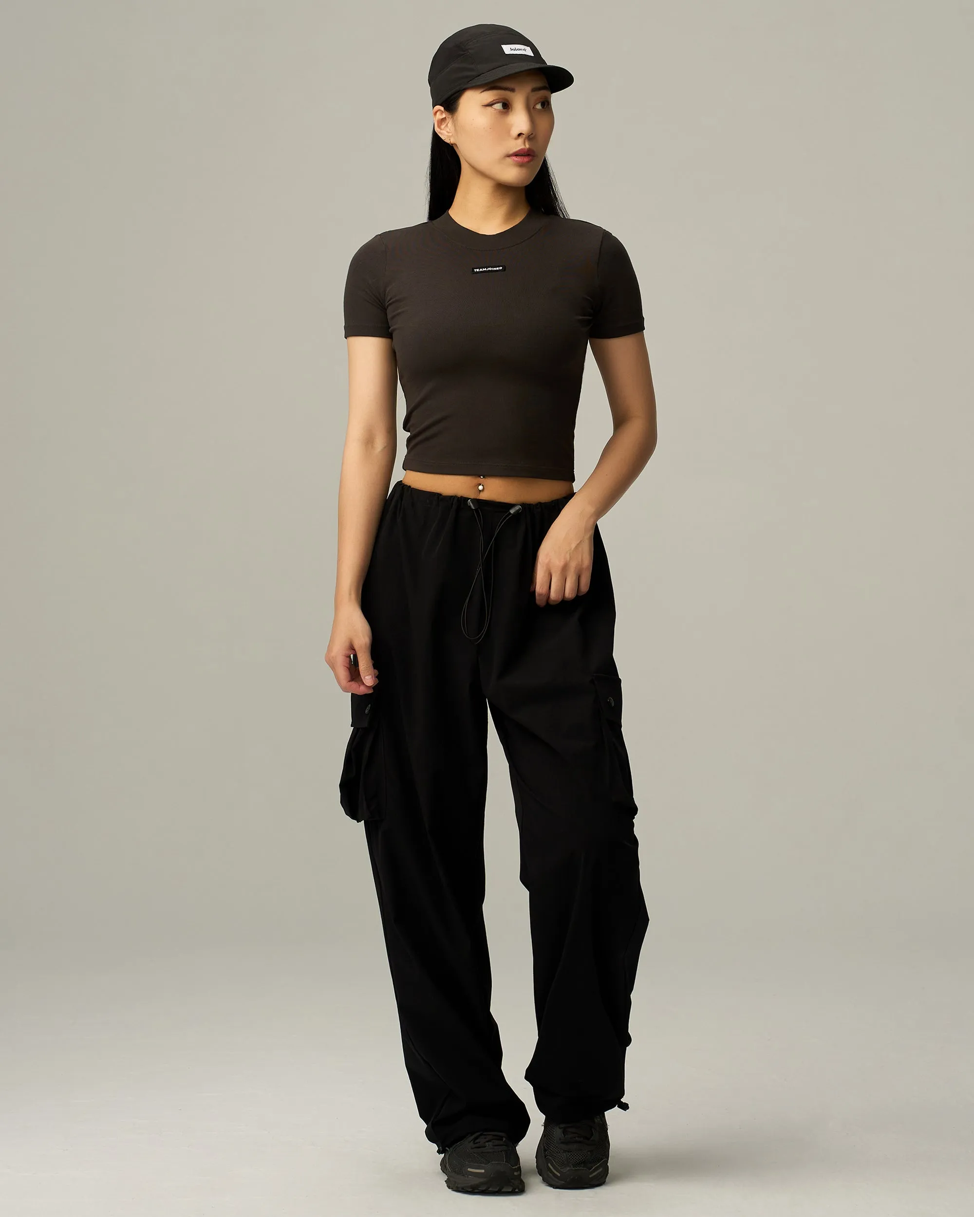 Everyday Label Mock Neck Crop Top