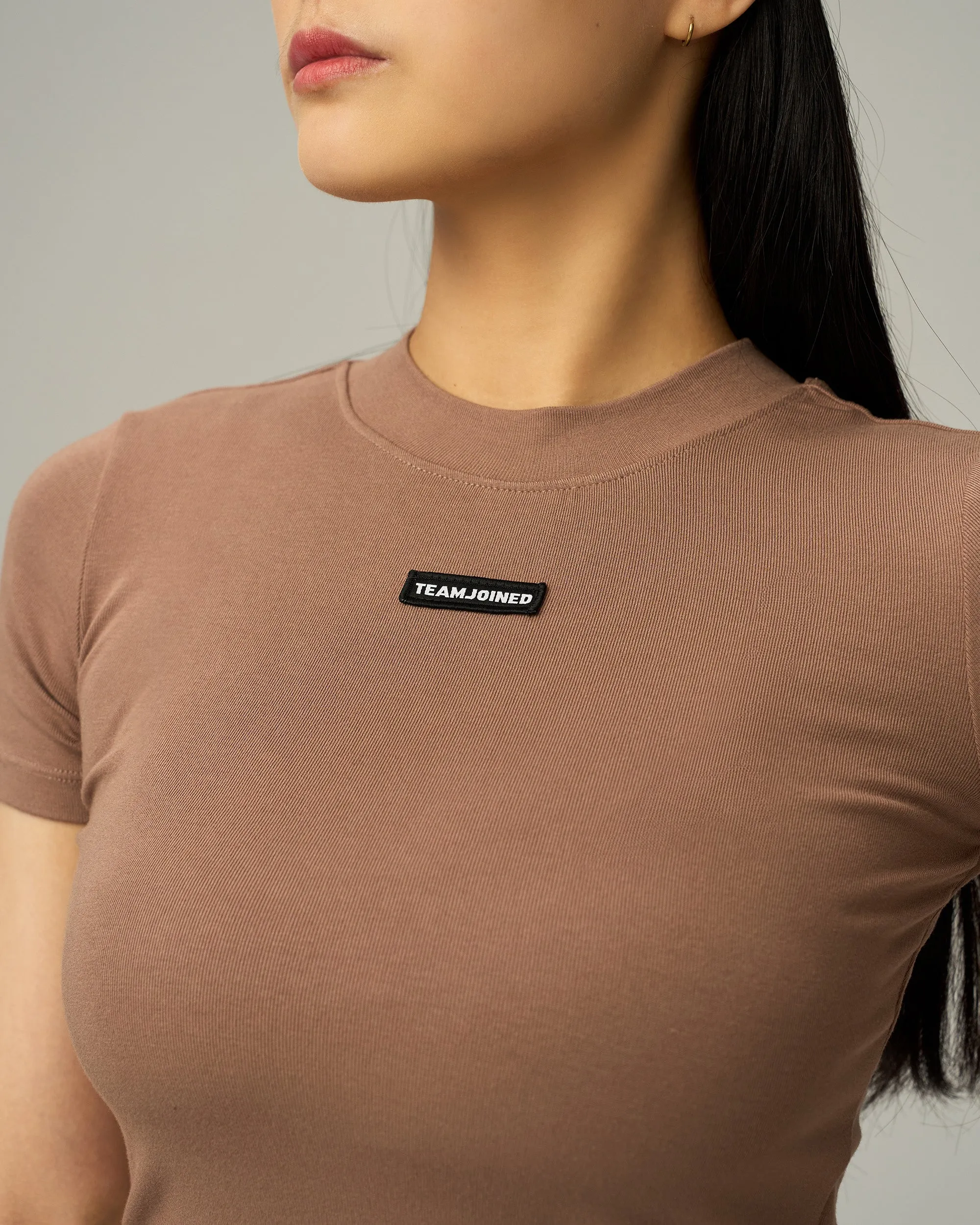 Everyday Label Mock Neck Crop Top