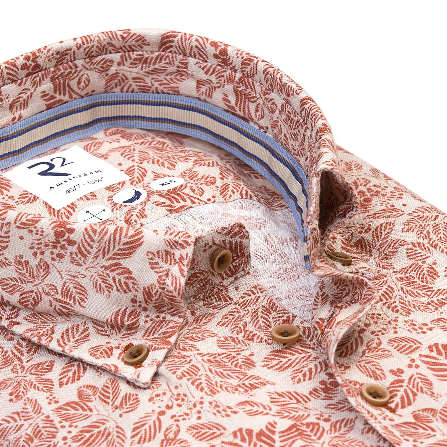 Extra long sleeves. Leaf print linen shirt