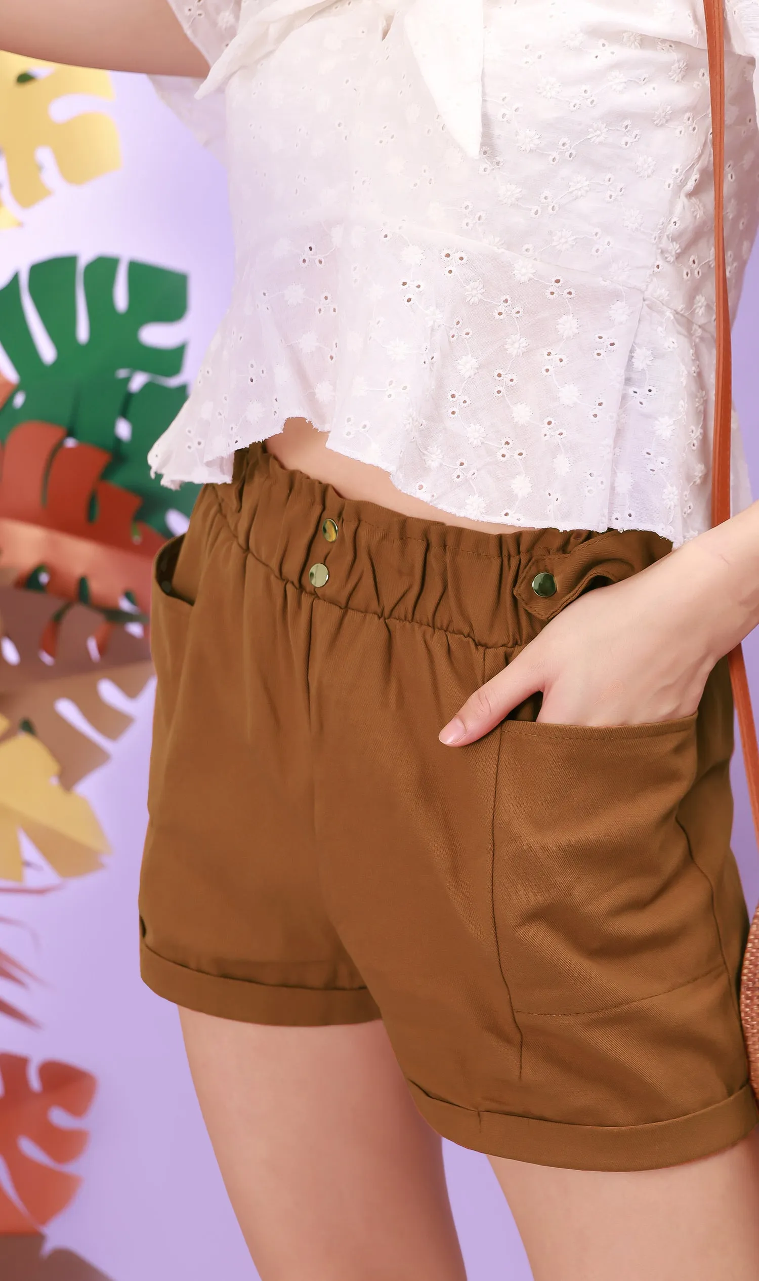 GEORGIA Ruched-Waist Shorts (Russet Brown)
