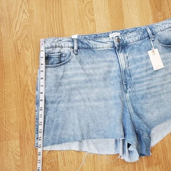 Good American Good ’90s Shorts sz 18