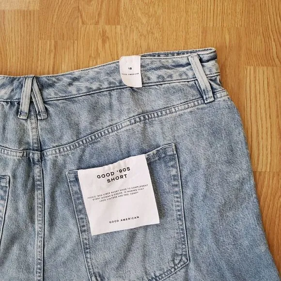 Good American Good ’90s Shorts sz 18