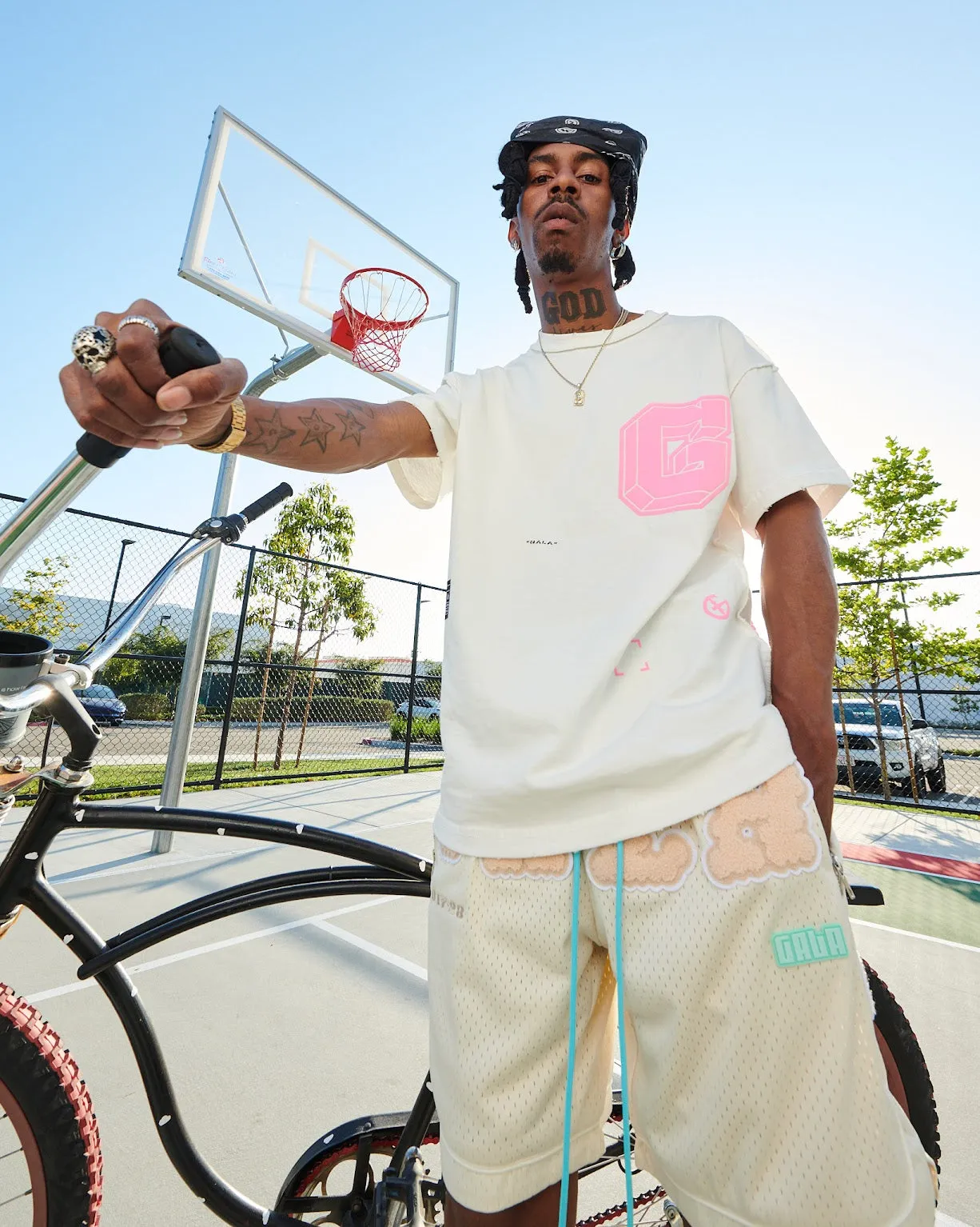 INSTINCTS TEE (WHITE)
