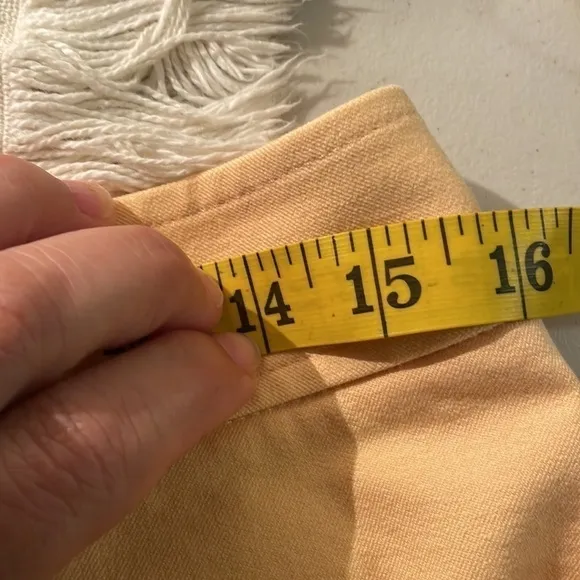 Lafayette 148 New York Bermuda Cantaloupe Melon Color Slit Pocket Shorts