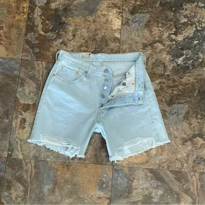 LEVI’S 501® 90'S Jean SHORTS size 28