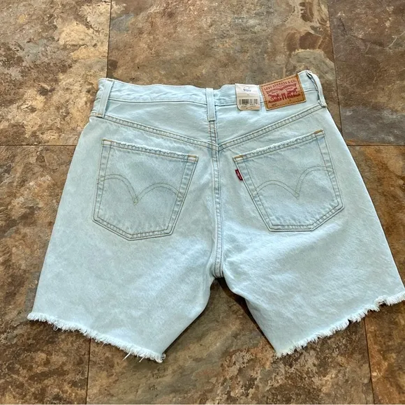 LEVI’S 501® 90'S Jean SHORTS size 28