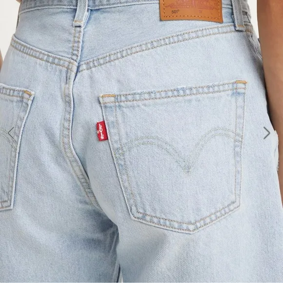 LEVI’S 501® 90'S Jean SHORTS size 28
