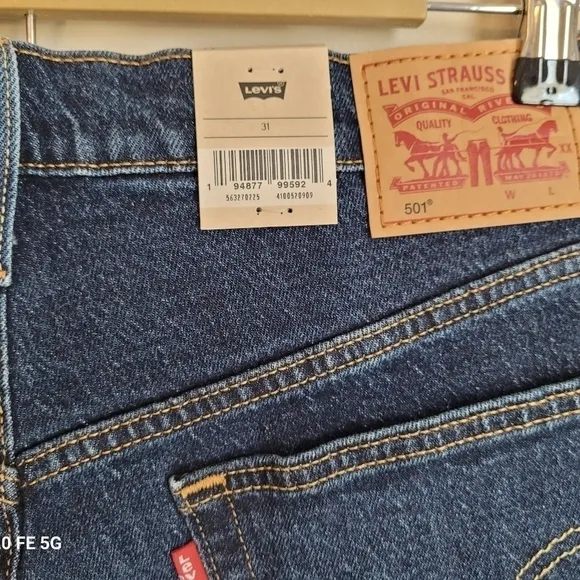 Levi's 501 High-Rise Dark Wash Cut Off Shorts Size 31 inch Waist