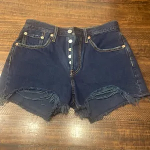LEVIS 501 Vintage Cutoff Shorts