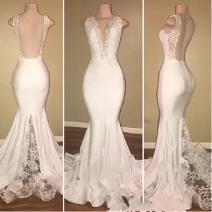 Long Mermaid V-Neck Lace White Prom Dresses