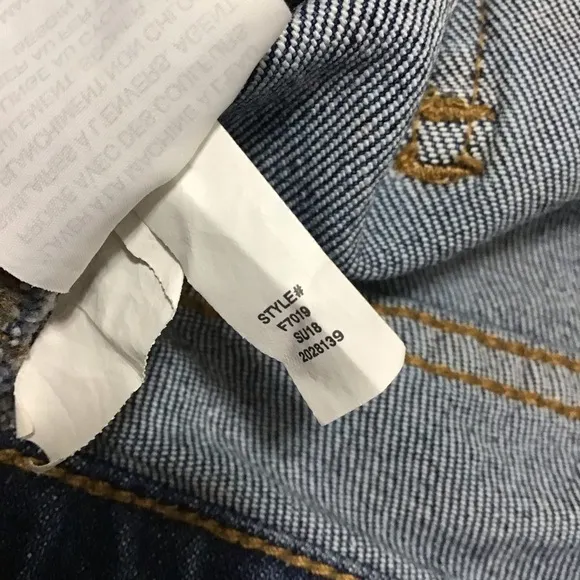 Madewell High-Rise Denim Shorts in Glenoaks Wash: Cutoff Edition Size 28.