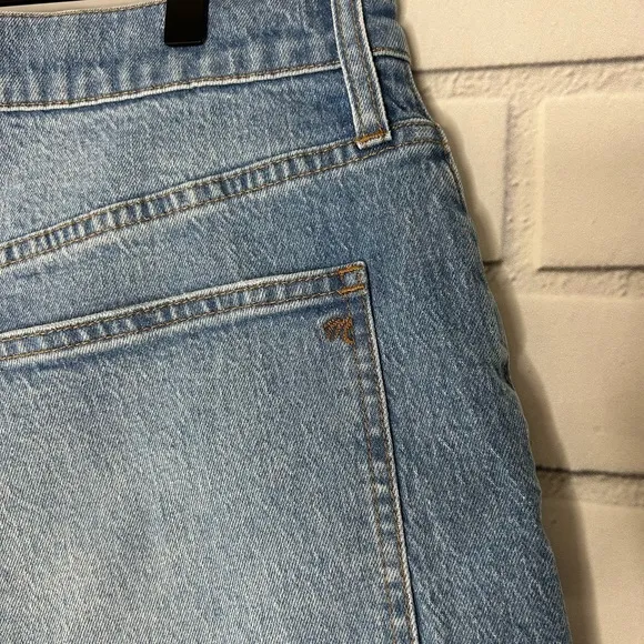 Madewell The Perfect Jean Short Side Slit Edition size 32