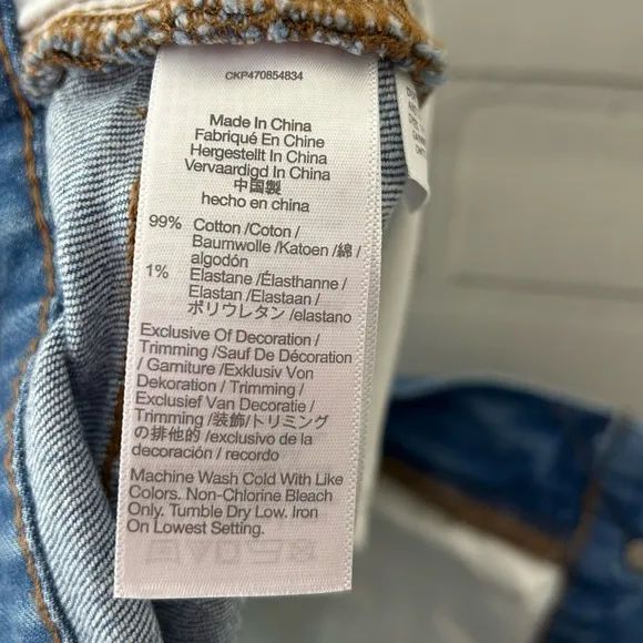 Madewell The Perfect Jean Short Side Slit Edition size 32