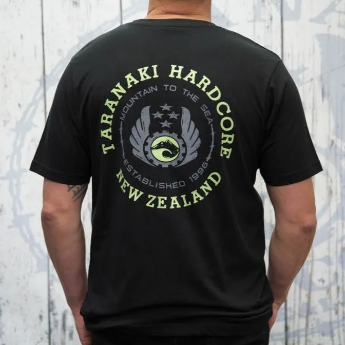 Mens Mountain To Sea T-Shirt - Black/Lime