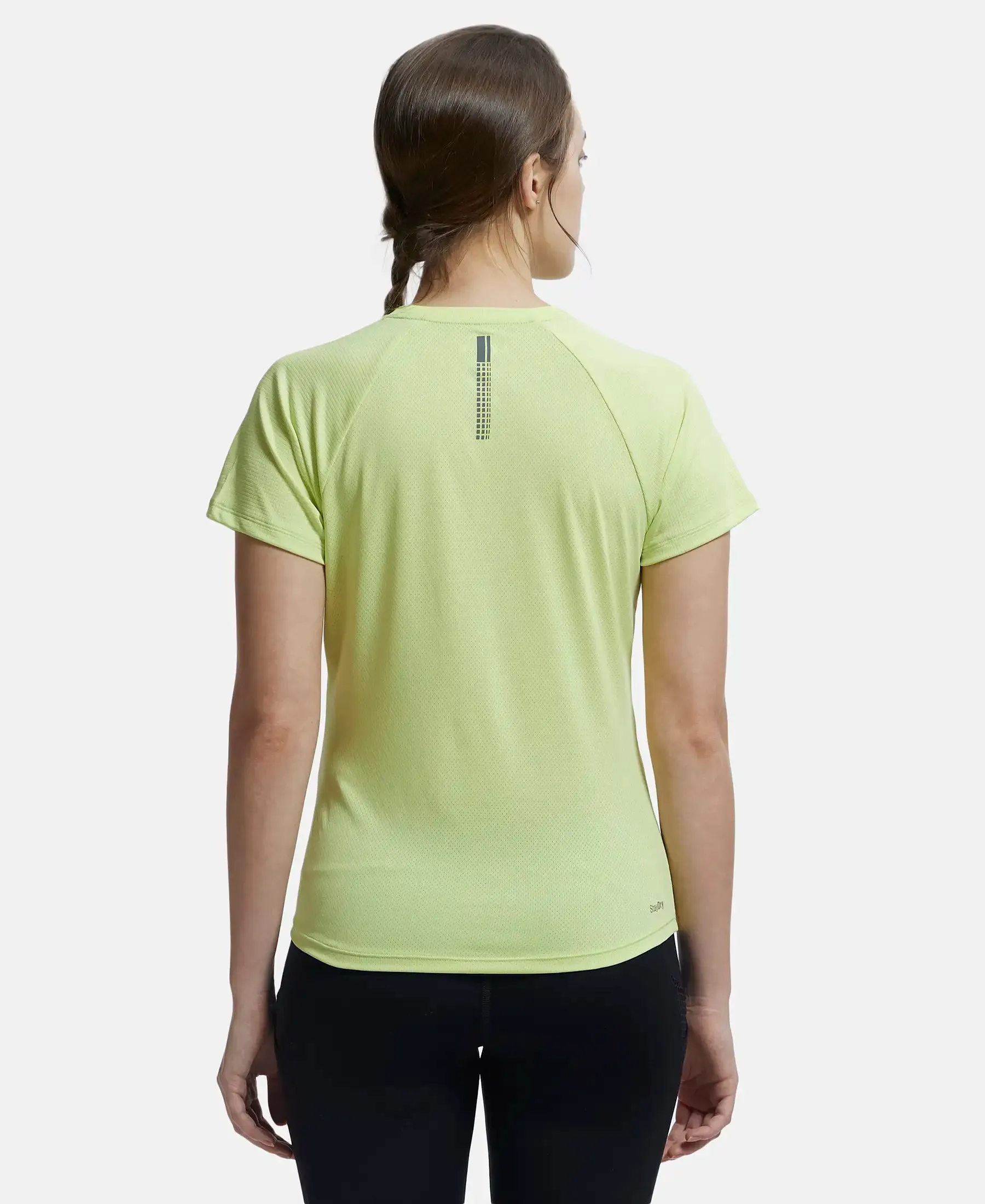 Microfiber Fabric Relaxed Fit Half Sleeve Breathable Mesh T-Shirt - Daiquiri Green