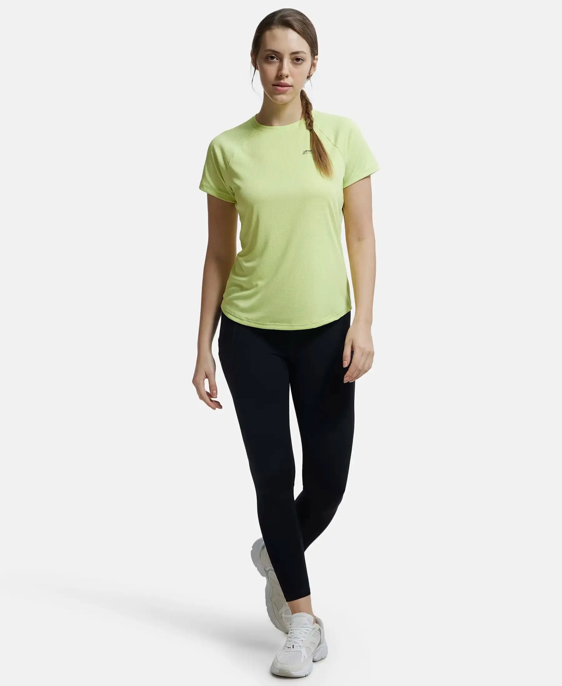 Microfiber Fabric Relaxed Fit Half Sleeve Breathable Mesh T-Shirt - Daiquiri Green