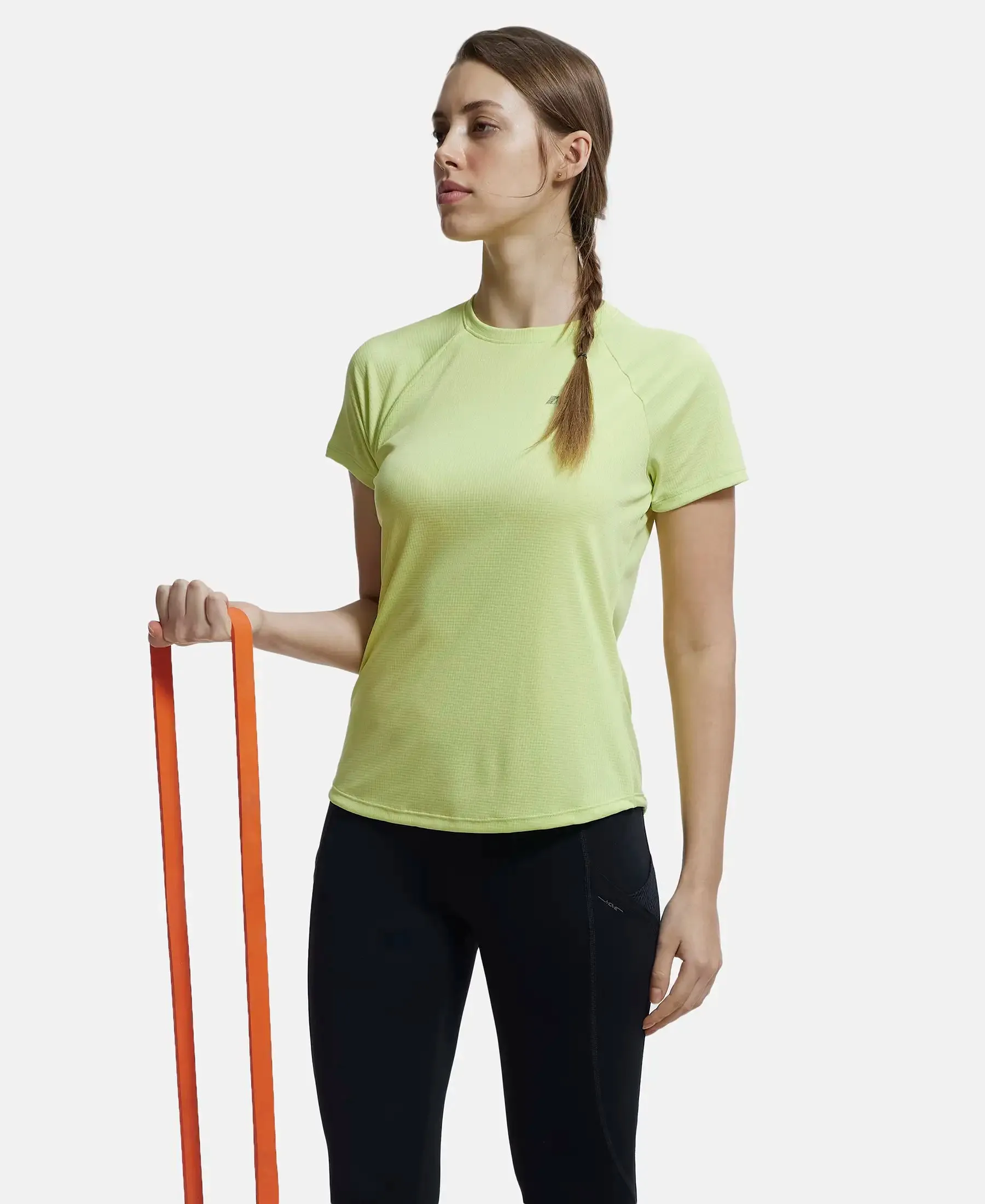 Microfiber Fabric Relaxed Fit Half Sleeve Breathable Mesh T-Shirt - Daiquiri Green