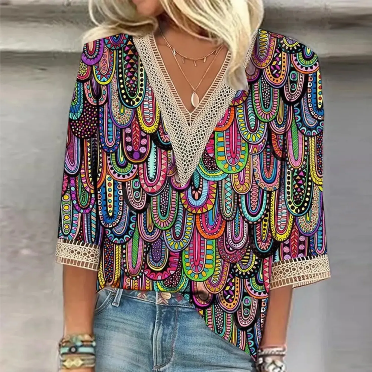 MonLu - Blouse with v-neckline