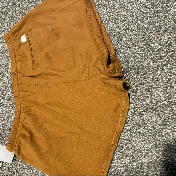 New Vuori Sunnyside Cotton Shorts/ Small/Tumeric