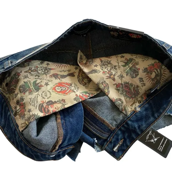 NWT Ed Hardy Screaming Tiger Print Denim Shorts Vintage Y2K Style Women’s Medium