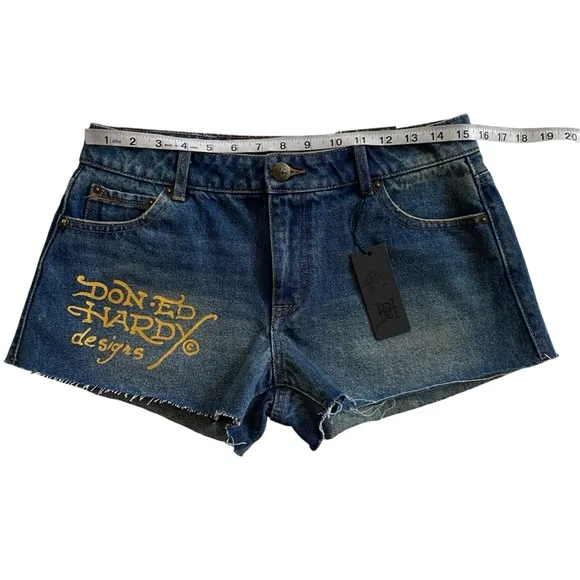 NWT Ed Hardy Screaming Tiger Print Denim Shorts Vintage Y2K Style Women’s Medium