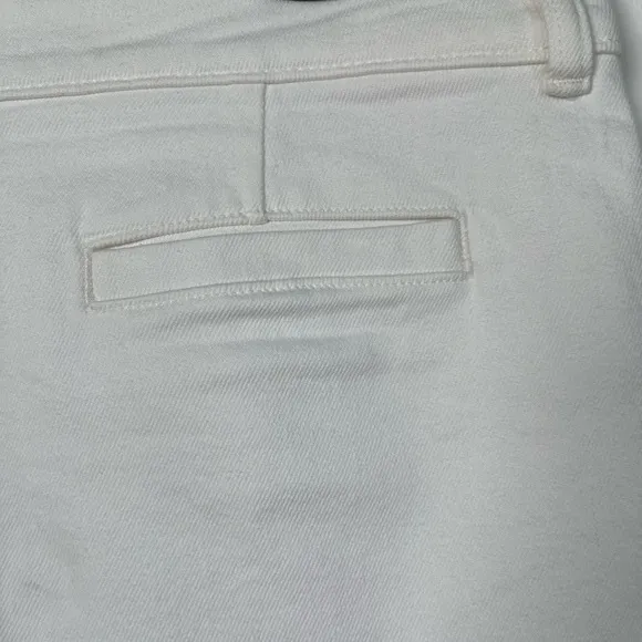 NWT J.CREW Sizes 4 and 14” Patch-Pocket Denim Shorts in White-