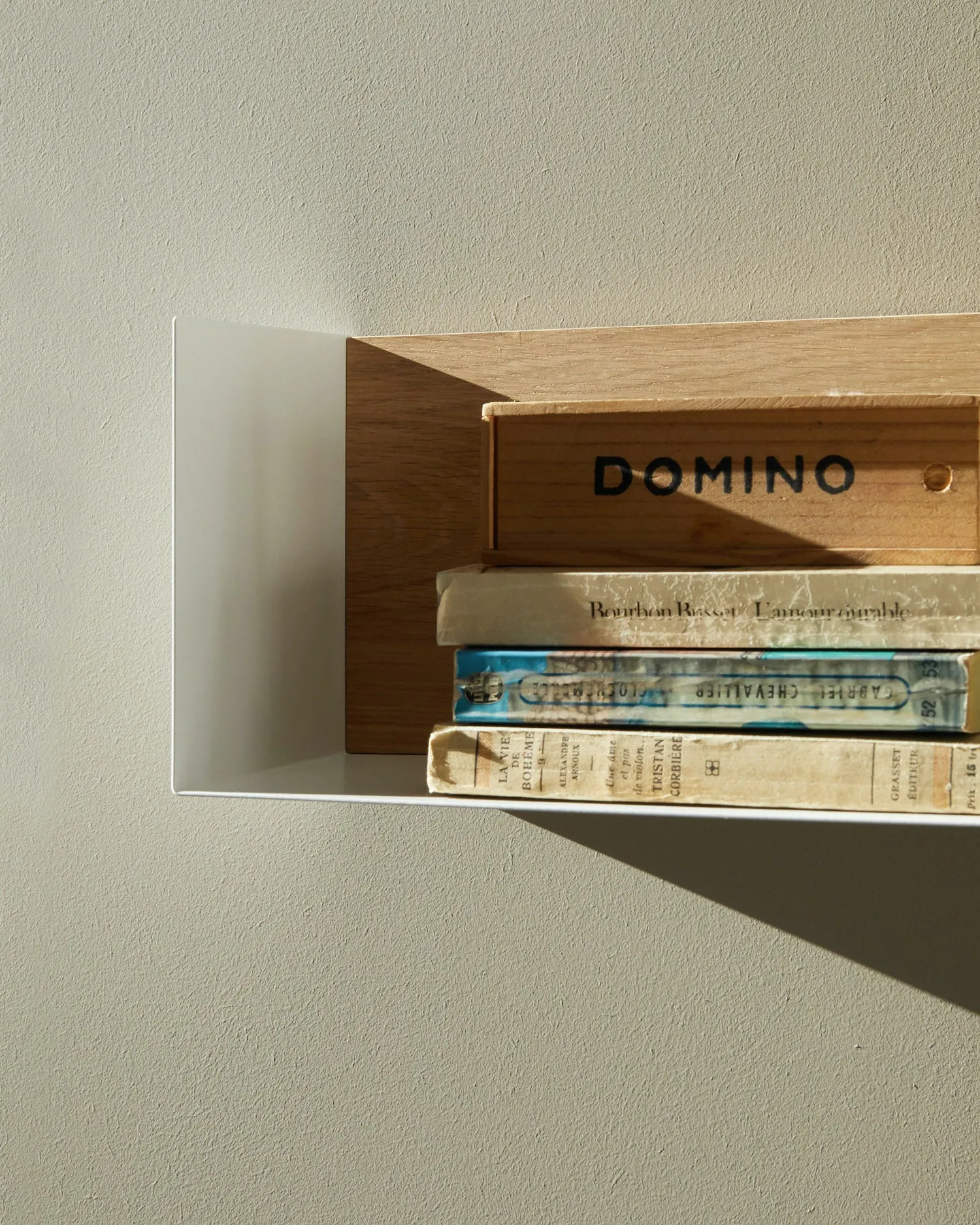 Oak U Shelf - White - M/L