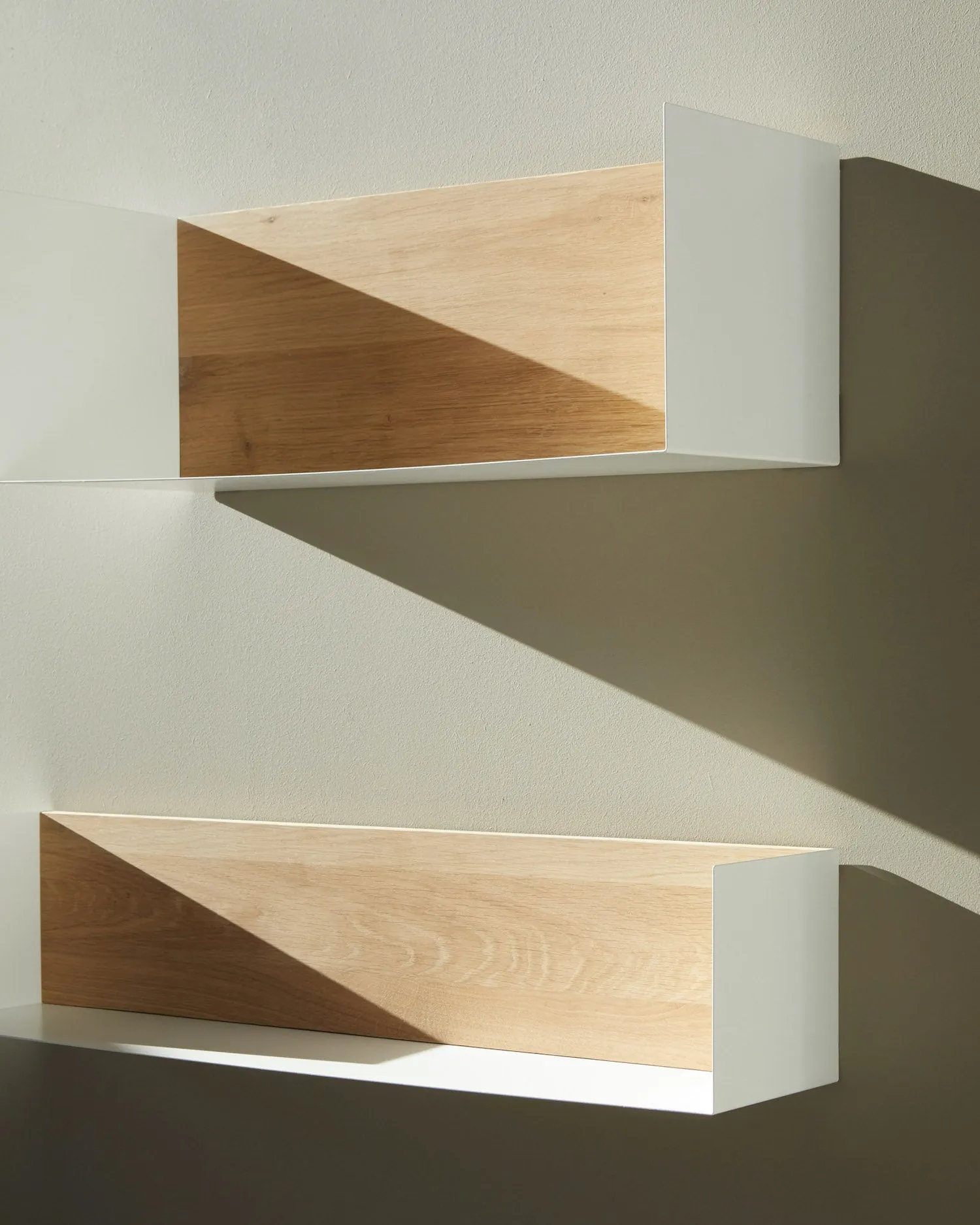 Oak U Shelf - White - M/L