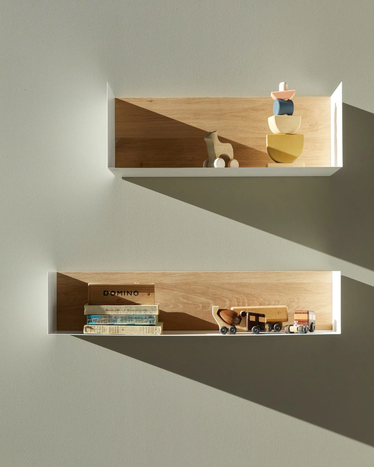 Oak U Shelf - White - M/L