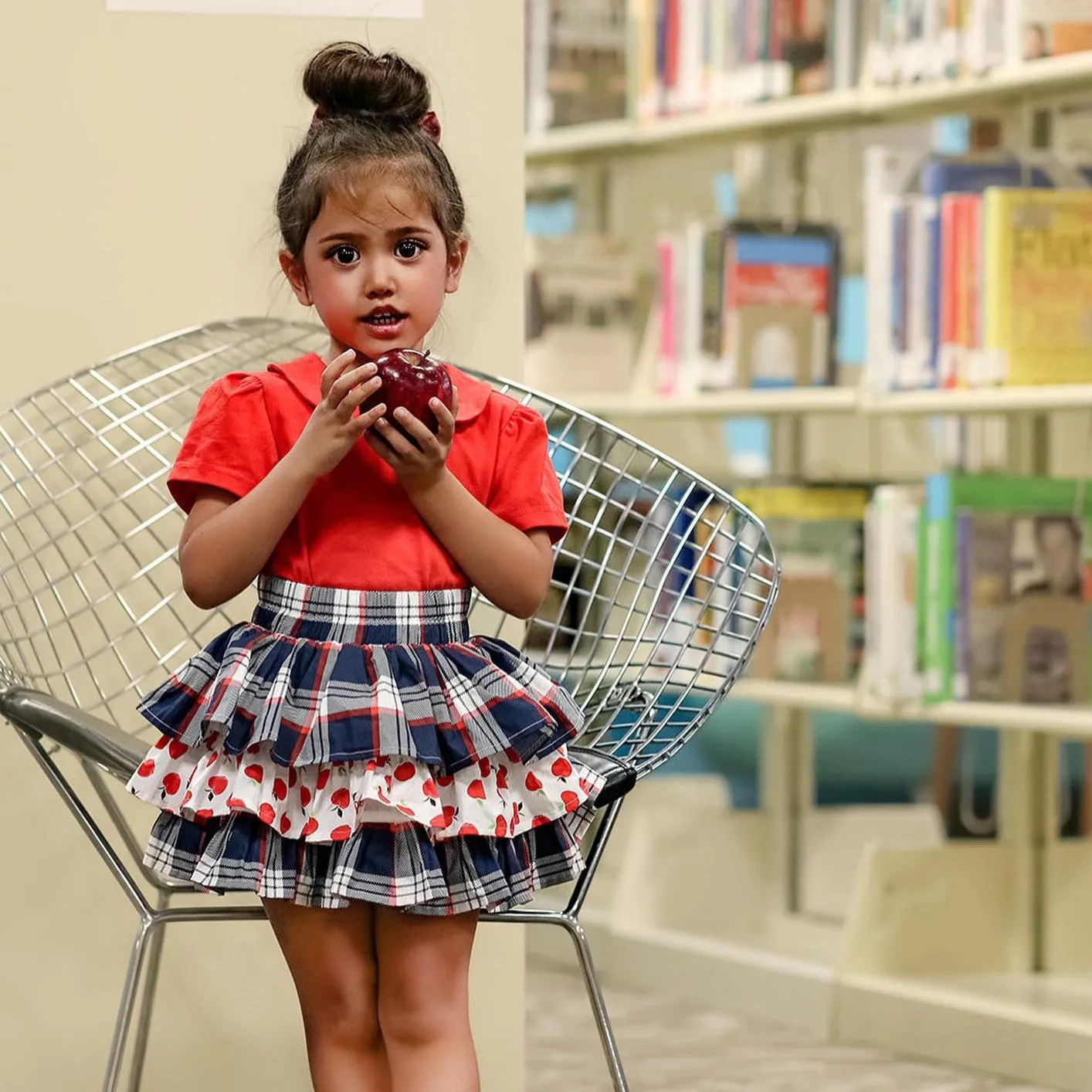 Peterpan collar shirts (Red, White, Navy)
