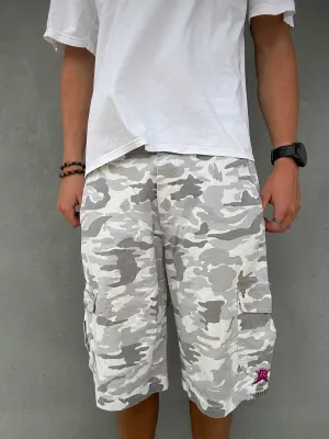 QUIKSILVER CAMO SHORTS 34