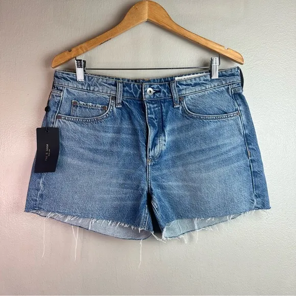 Rag &amp; Bone Dre Low-Rise Original Boyfriend Jean Shorts in color Clean Peony Sz30