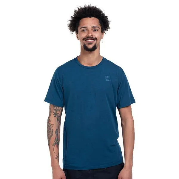 Red Men's Performance T-Shirt