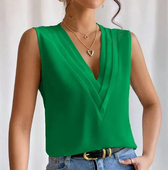 Rumi – stylish sleeveless blouse