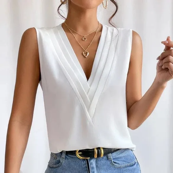 Rumi – stylish sleeveless blouse