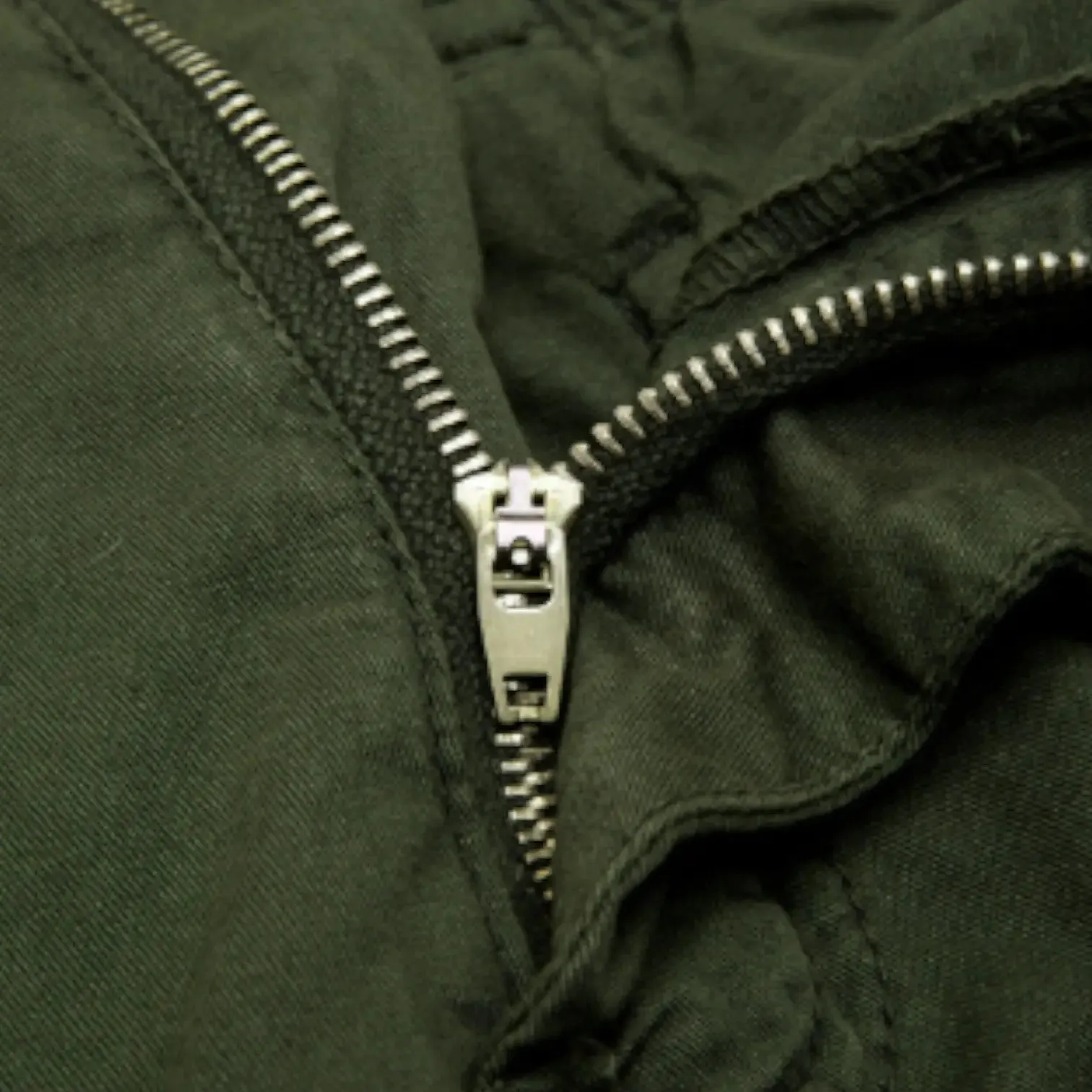 Short militaires sport