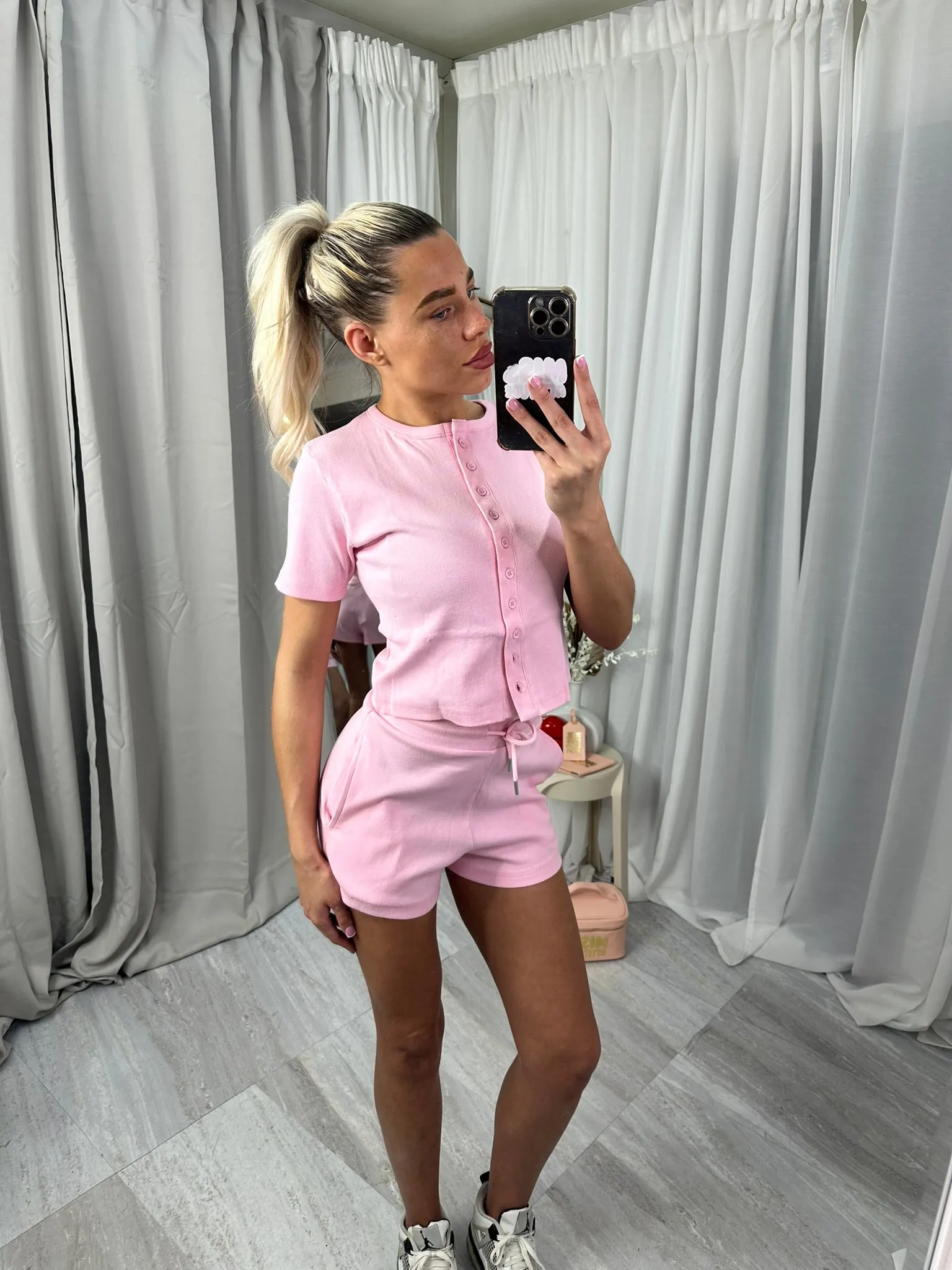 Short sleeved shorts mae set