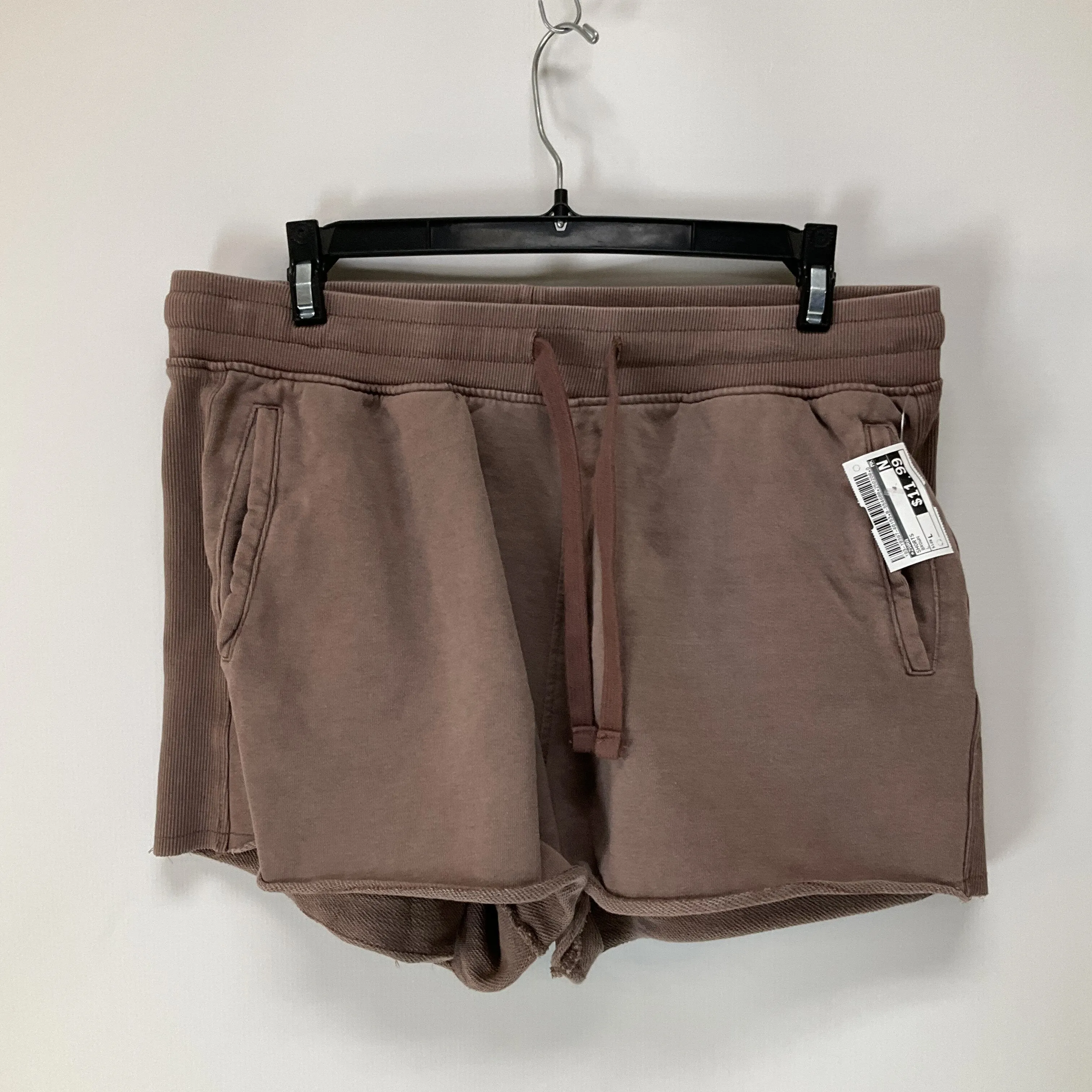 Shorts By Zara  Size: L