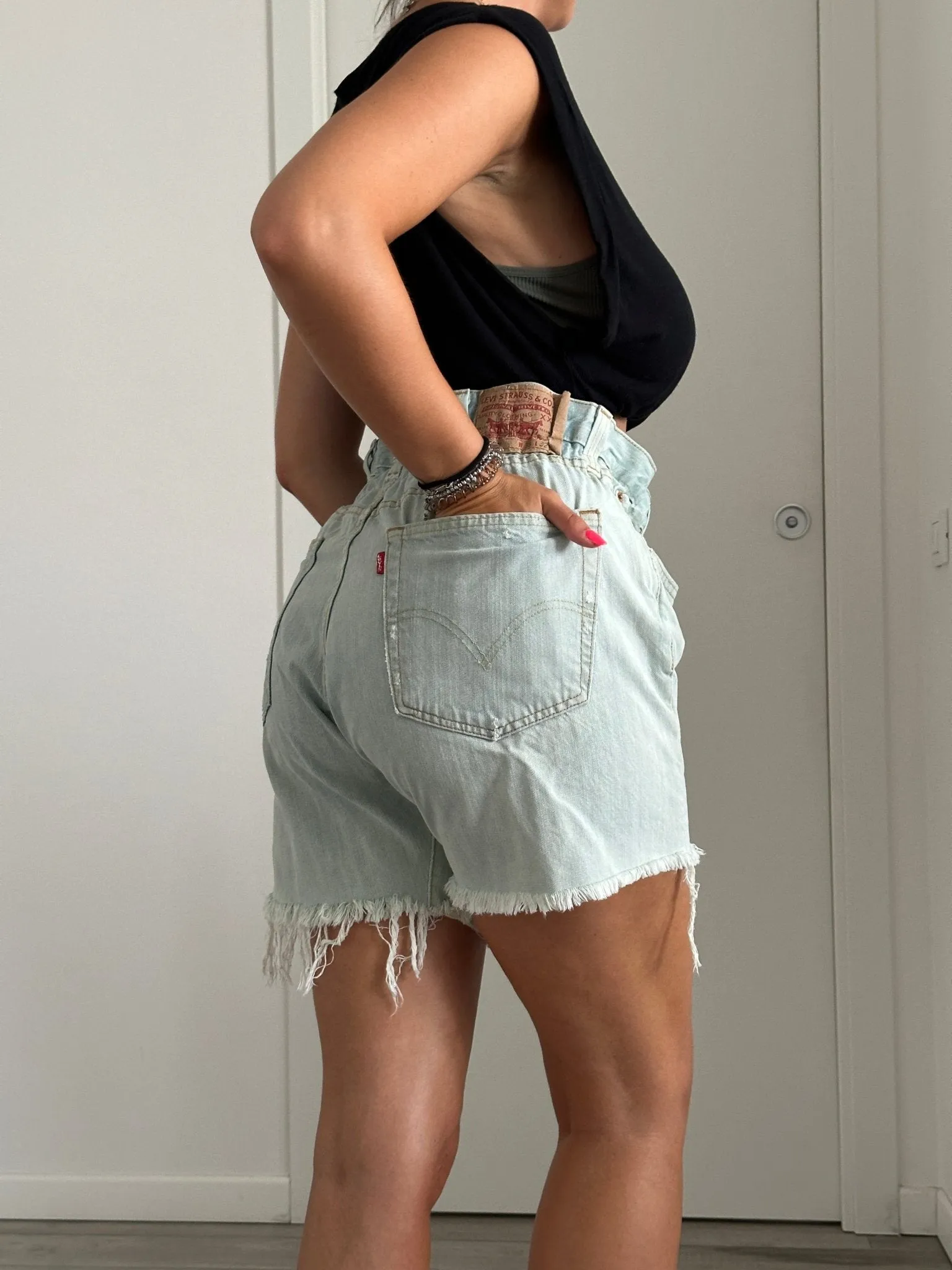 Shorts Levi's Vintage denim sfrangiati a caramella con strappi